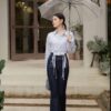 Địu đà cùng Áo croptop sơ mi chun gấu tay chờm Kẻ
