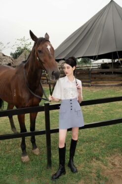 Chân váy chữ A hai túi ốp phong cách