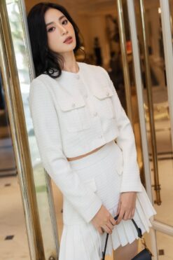 Set tweed cổ tròn , túi ốp
